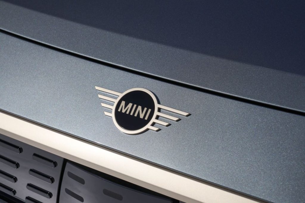 MINI COUNTRYMAN 2023 9 Motor16