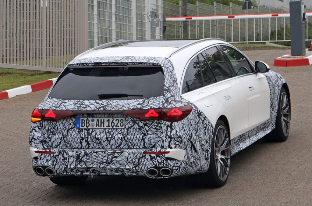 Mercedes AMG E53 Wagon 13 Motor16