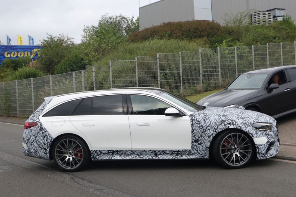 Mercedes AMG E53 Wagon 8 Motor16