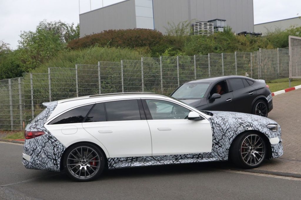 Mercedes AMG E53 Wagon 9 Motor16