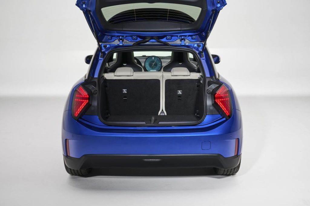 Mini Cooper electrico 2024 1 Motor16