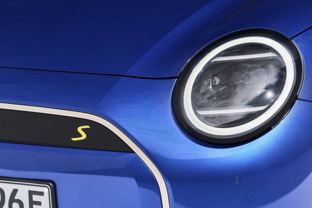 Mini Cooper electrico 2024 15 Motor16
