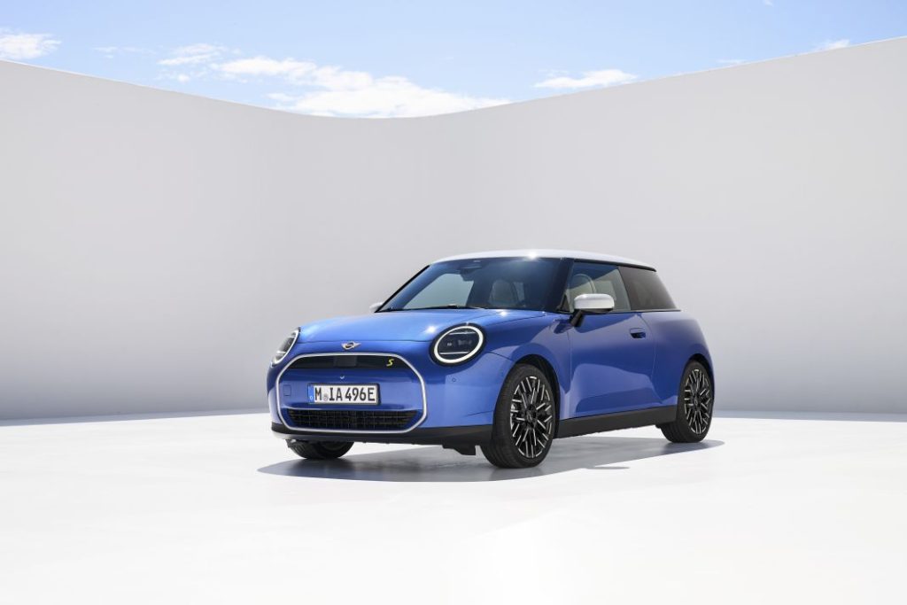 Mini Cooper electrico 2024 4 Motor16