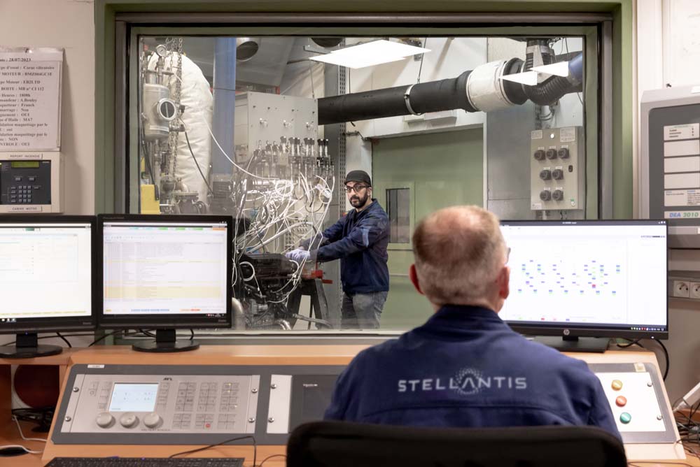 Los motores de Stellantis, aptos para utilizar eFuels 1 Motor16 Los motores europeos de Stellantis son aptos para utilizar eFuels.
