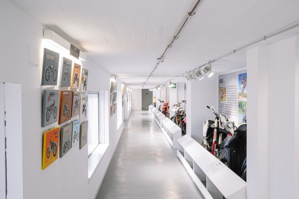 Tras las vacaciones, reabre sus puertas el Museo de la Moto ‘Made in Spain’ 13 Motor16 Museo Moto Made in Spain Alcala de Henares 12 Motor16