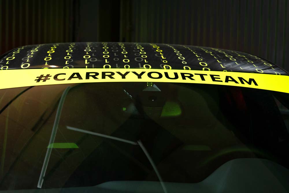 Opel Corsa y el equipo eSports Giants 15 Motor16