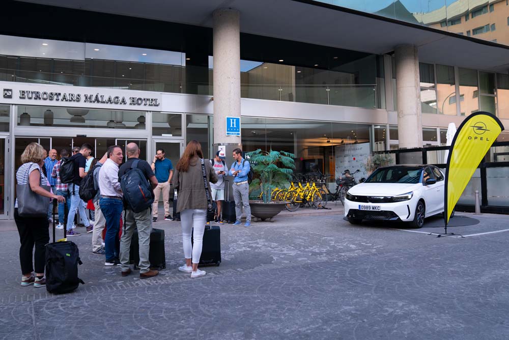 Opel Corsa y el equipo eSports Giants 20 Motor16