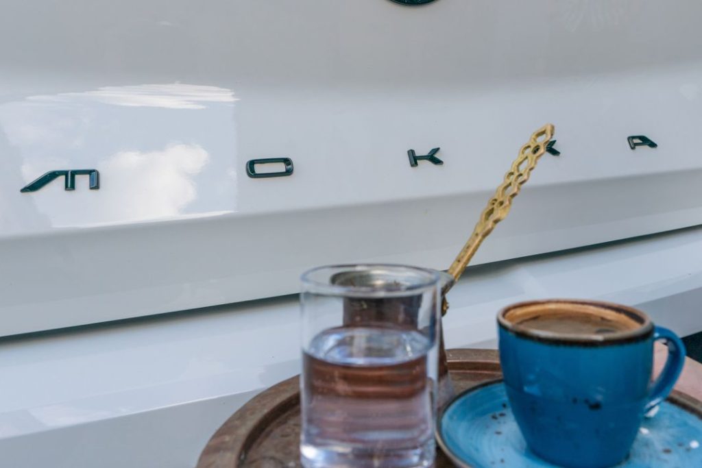 El coche que tiene nombre de café y celebra el Día internacional de esta bebida 1 Motor16 Opel Mokka Dia International cafe 1 Motor16