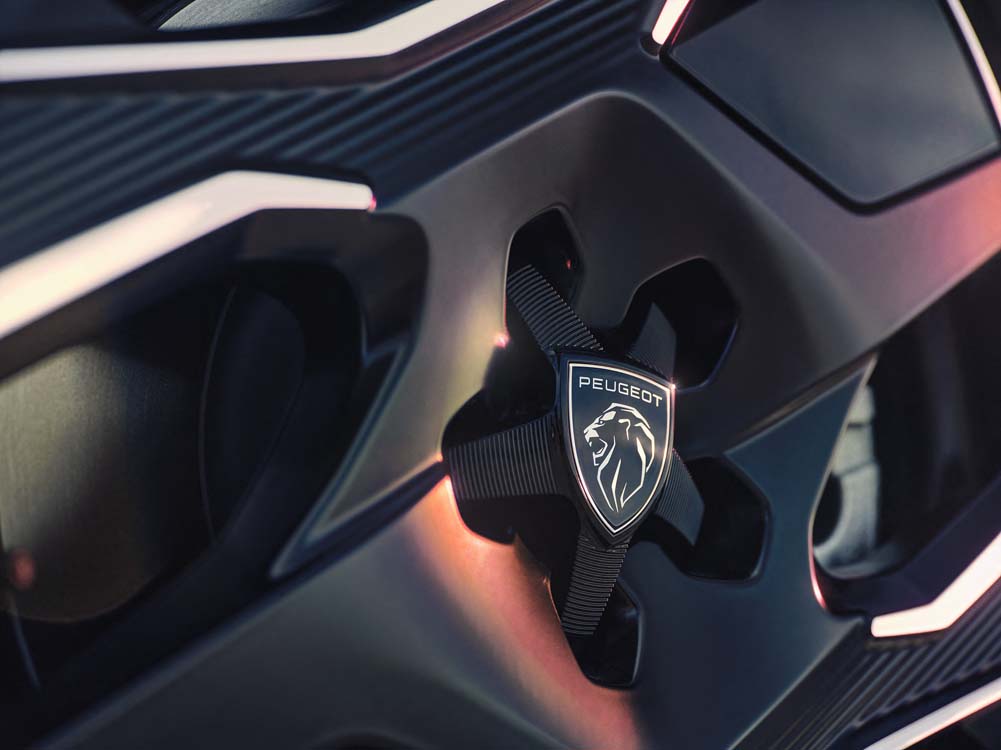 Al volante del nuevo Peugeot E-3008: 700 kilómetros de autonomía 20 Motor16 Peugeot e 3008 13 Motor16