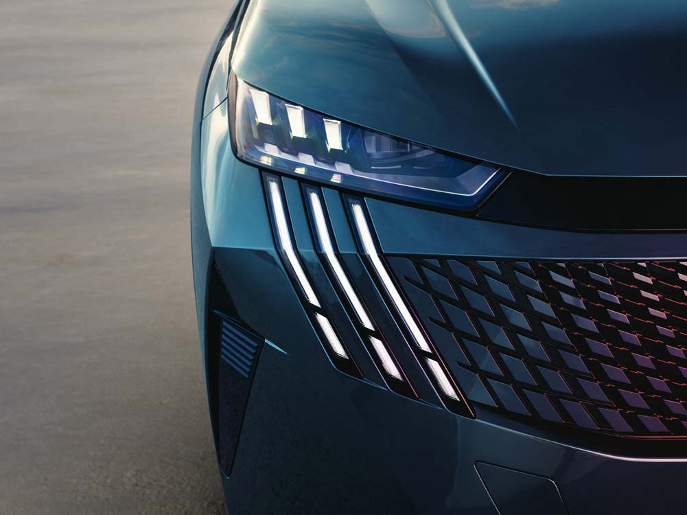 Al volante del nuevo Peugeot E-3008: 700 kilómetros de autonomía 23 Motor16 Peugeot e 3008 16 1 Motor16