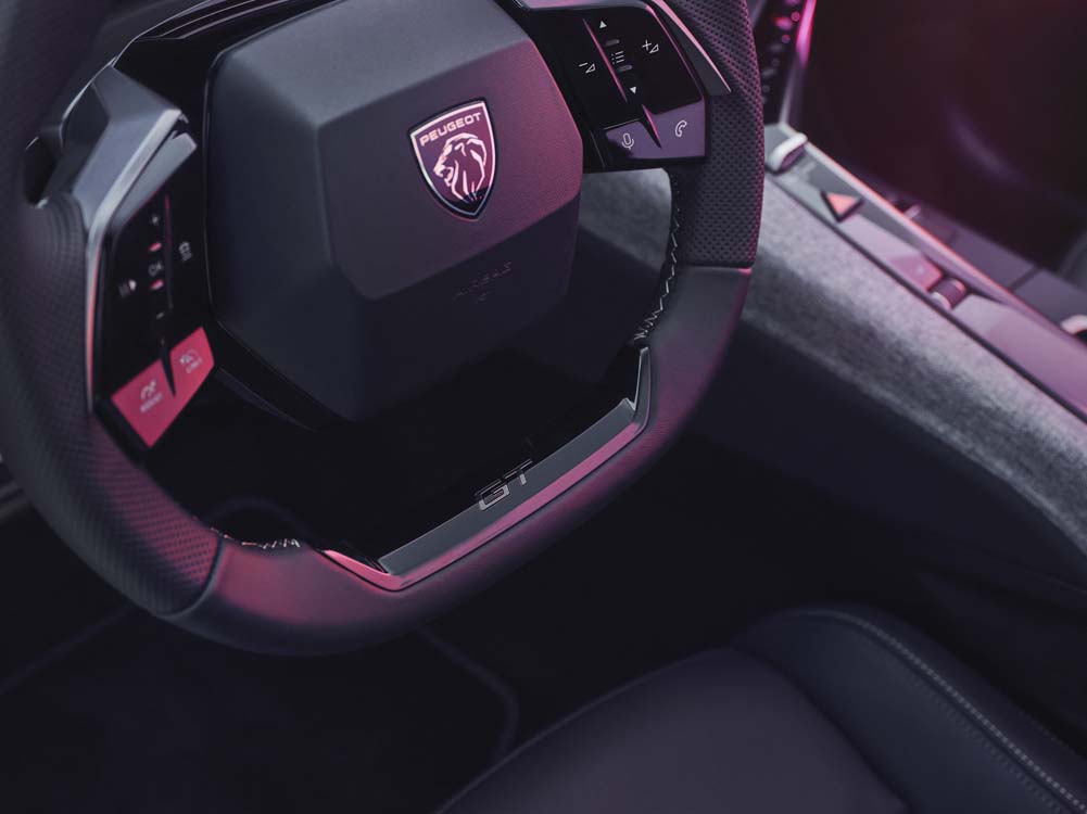 Al volante del nuevo Peugeot E-3008: 700 kilómetros de autonomía 35 Motor16 Peugeot e 3008 28 Motor16