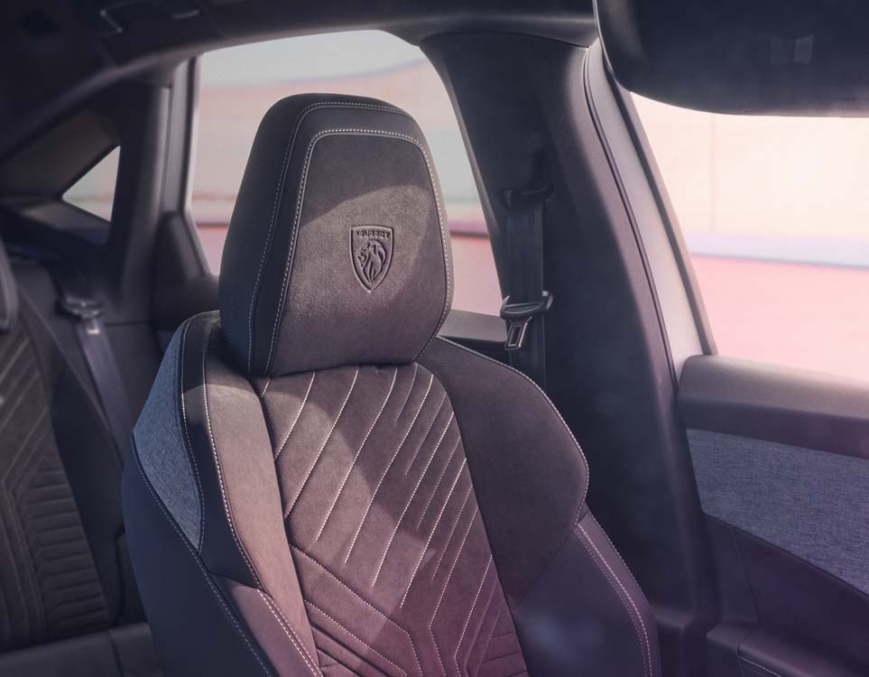 Al volante del nuevo Peugeot E-3008: 700 kilómetros de autonomía 36 Motor16 Peugeot e 3008 29 Motor16