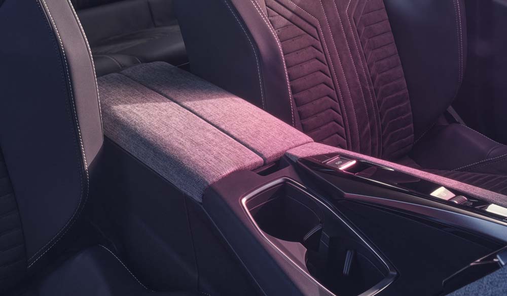 Al volante del nuevo Peugeot E-3008: 700 kilómetros de autonomía 37 Motor16 Peugeot e 3008 30 Motor16