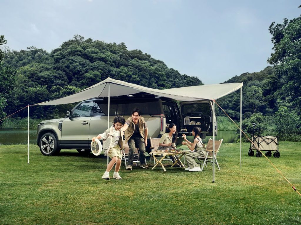 Polestones 01 SUV 4x4 17 Motor16