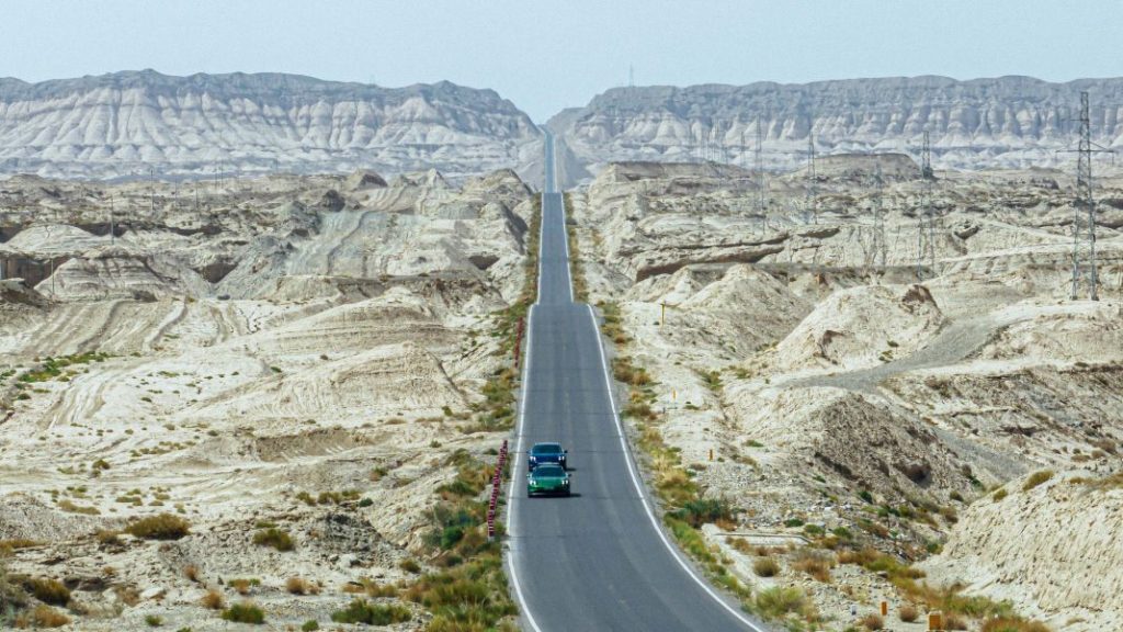 El Porsche Taycan Cross Turismo marca un récord de “desnivel” 11 Motor16 Porsche Taycan Cross Turismo record desnivel 10 Motor16