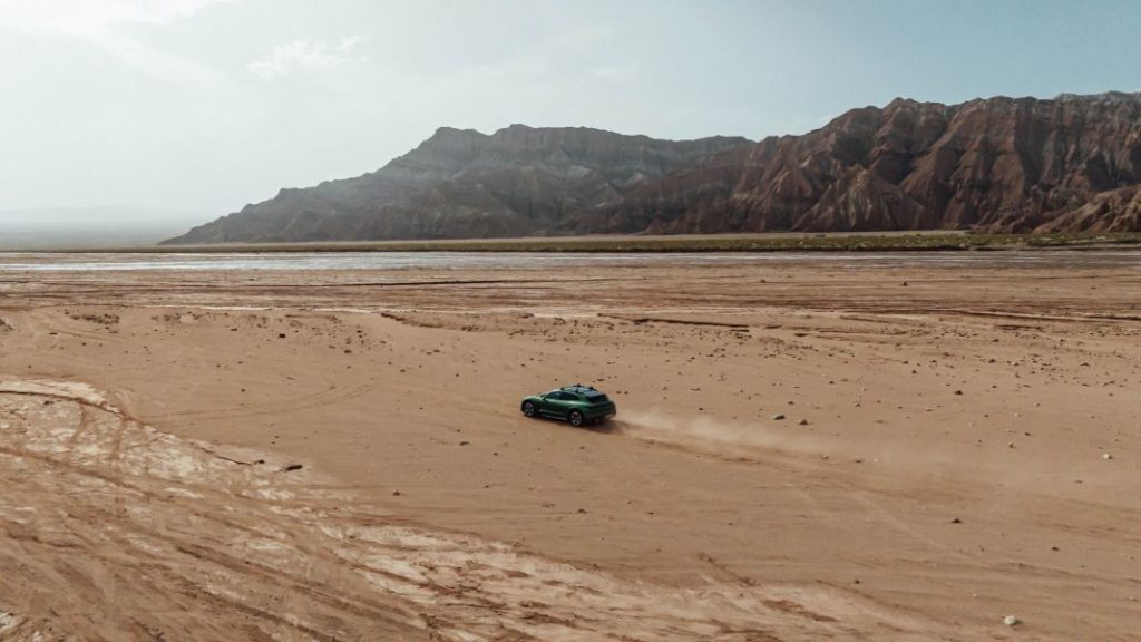 El Porsche Taycan Cross Turismo marca un récord de “desnivel” 19 Motor16 Porsche Taycan Cross Turismo record desnivel 19 Motor16