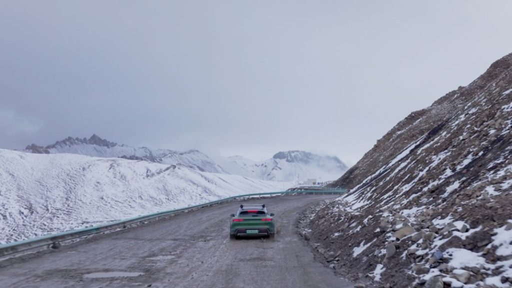 El Porsche Taycan Cross Turismo marca un récord de “desnivel” 5 Motor16 Porsche Taycan Cross Turismo record desnivel 27 Motor16