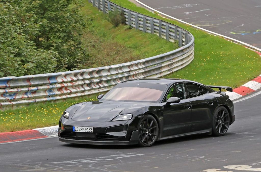 Fotos espía del Porsche Taycan Turbo GT. A recuperar el trono 12 Motor16 Porsche Taycan Turbo GT 10 Motor16