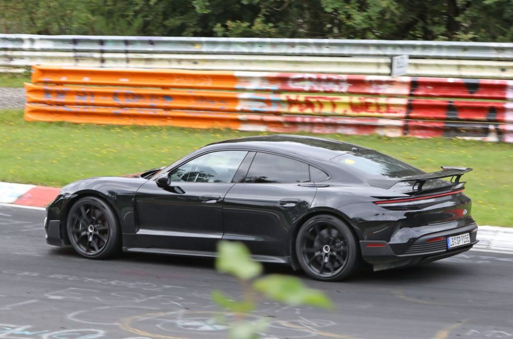 Fotos espía del Porsche Taycan Turbo GT. A recuperar el trono 15 Motor16 Porsche Taycan Turbo GT 13 Motor16