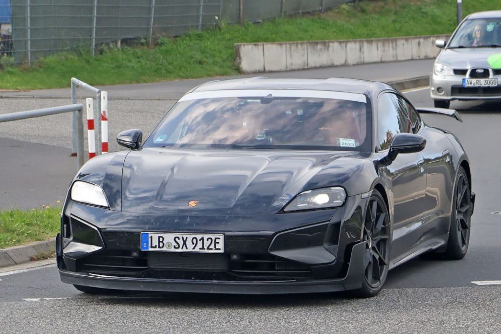Fotos espía del Porsche Taycan Turbo GT. A recuperar el trono 24 Motor16 Porsche Taycan Turbo GT 22 Motor16