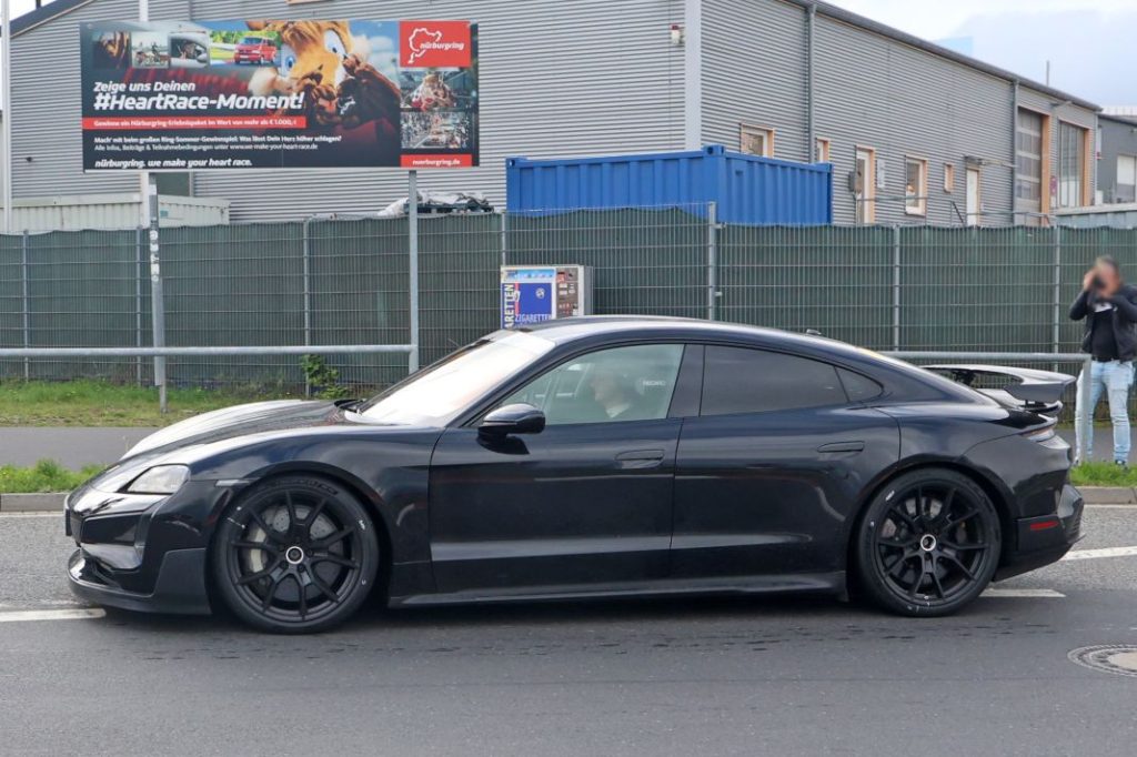 Fotos espía del Porsche Taycan Turbo GT. A recuperar el trono 29 Motor16 Porsche Taycan Turbo GT 27 Motor16