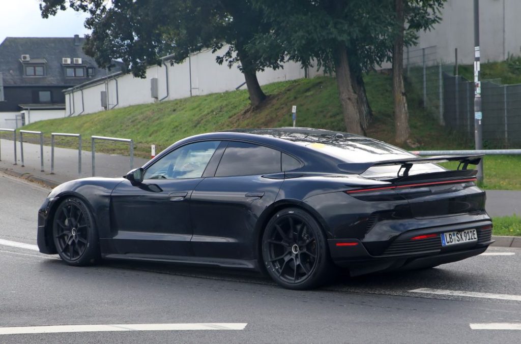 Fotos espía del Porsche Taycan Turbo GT. A recuperar el trono 31 Motor16 Porsche Taycan Turbo GT 29 Motor16