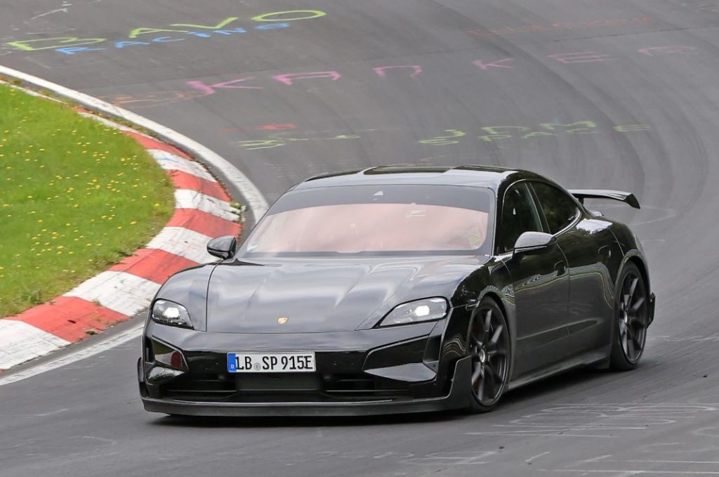 Fotos espía del Porsche Taycan Turbo GT. A recuperar el trono 8 Motor16 Porsche Taycan Turbo GT 6 Motor16