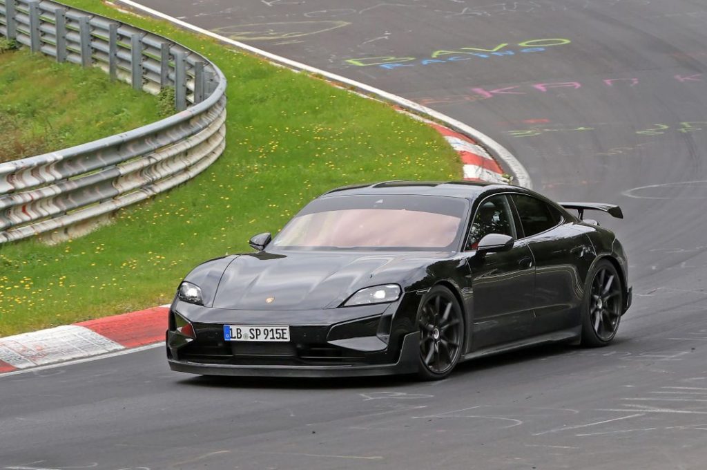 Fotos espía del Porsche Taycan Turbo GT. A recuperar el trono 10 Motor16 Porsche Taycan Turbo GT 8 Motor16