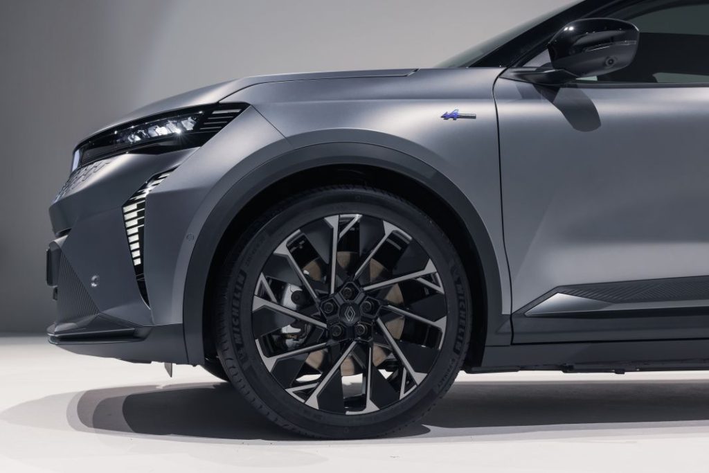 El Renault Scenic es el nuevo Coche del Año en Europa 25 Motor16 Renault Scenic 2024 16 Motor16