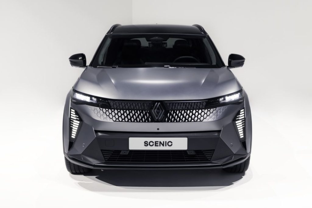 El Renault Scenic es el nuevo Coche del Año en Europa 31 Motor16 Renault Scenic 2024 4 Motor16