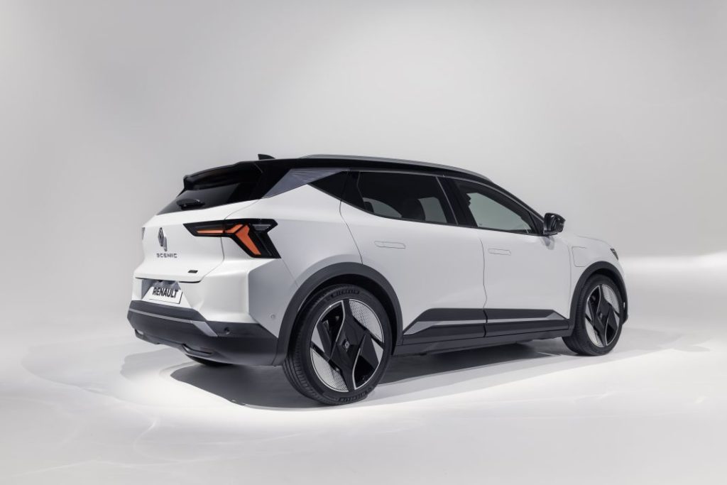 El Renault Scenic es el nuevo Coche del Año en Europa 12 Motor16 Renault Scenic 2024 77 Motor16