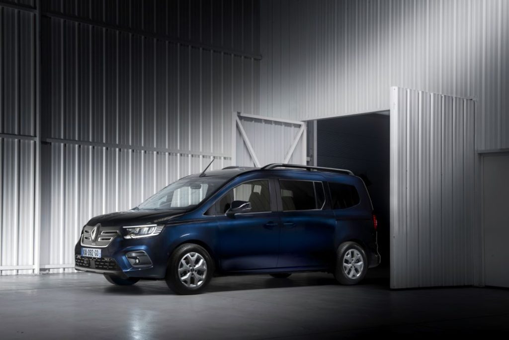 Nuevo Renault Grand Kangoo con 7 plazas. Espacio para todo y para todos 3 Motor16 Renault Grand Kangoo 12 Motor16