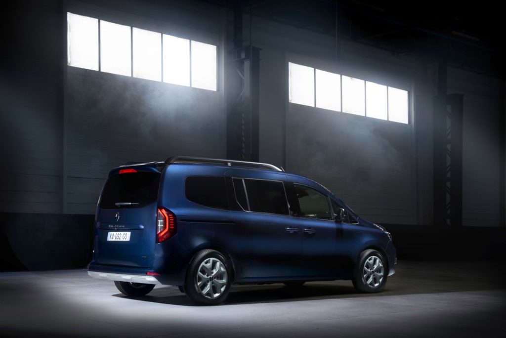 Nuevo Renault Grand Kangoo con 7 plazas. Espacio para todo y para todos 5 Motor16 Renault Grand Kangoo 13 Motor16