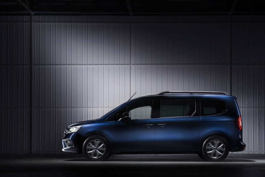Nuevo Renault Grand Kangoo con 7 plazas. Espacio para todo y para todos 4 Motor16 Renault Grand Kangoo 14 Motor16