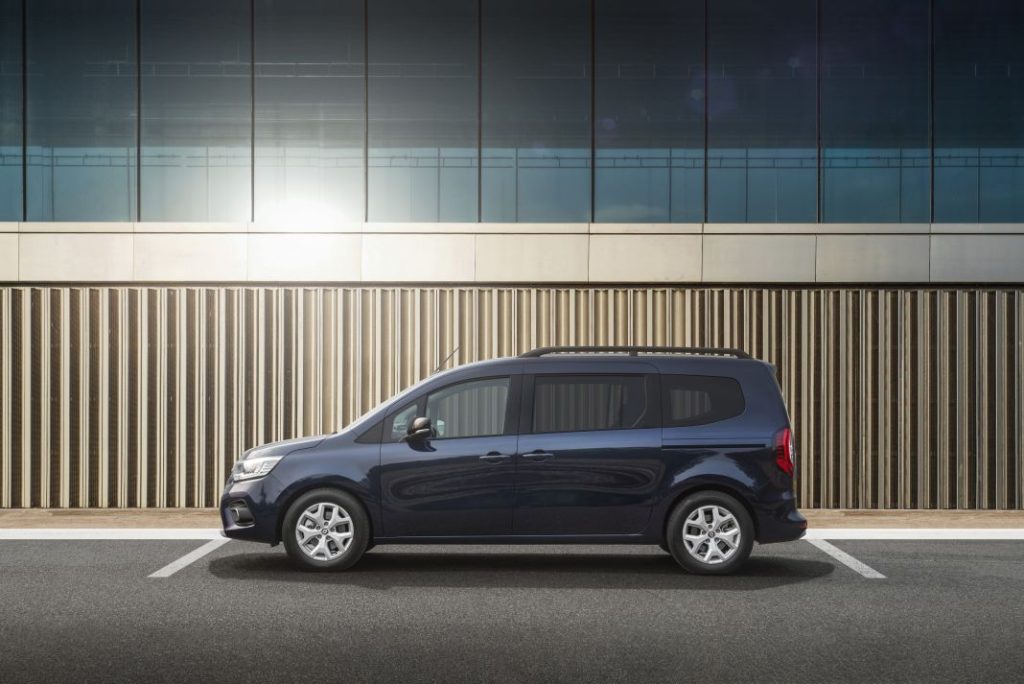 Nuevo Renault Grand Kangoo con 7 plazas. Espacio para todo y para todos 1 Motor16 Renault_Grand_Kangoo (3)