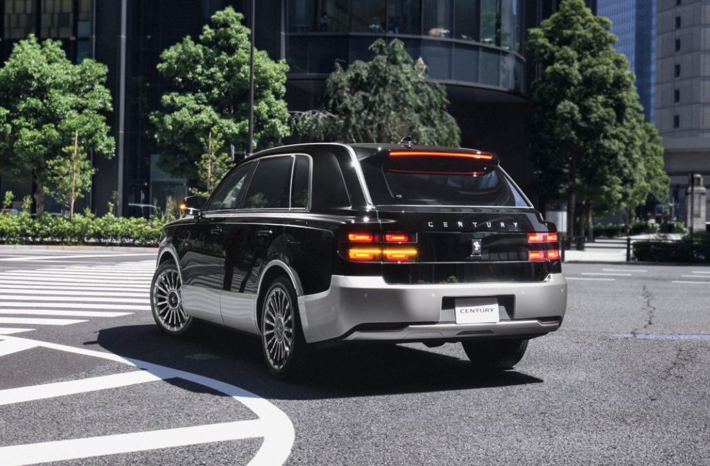 El nuevo Toyota Century es un SUV al estilo del Rolls-Royce Cullinan 36 Motor16 Toyota Century SUV 4 2 Motor16