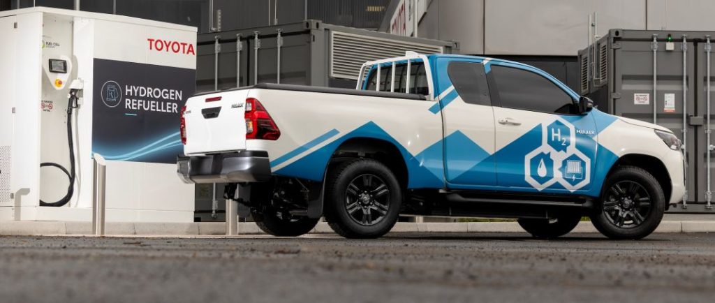 Toyota Hilux H2: El pick up que se tragó un Mirai ya es una realidad 12 Motor16 Toyota Hilux hydrogen pila de combustible h2 9 Motor16