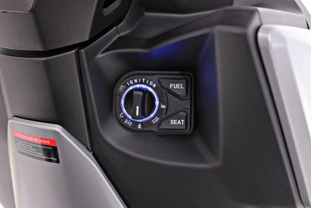 Nuevo Voge SR1 125: un scooter con estética GT para el carnet de coche 25 Motor16 Voge SR1 125 scooter 31 Motor16
