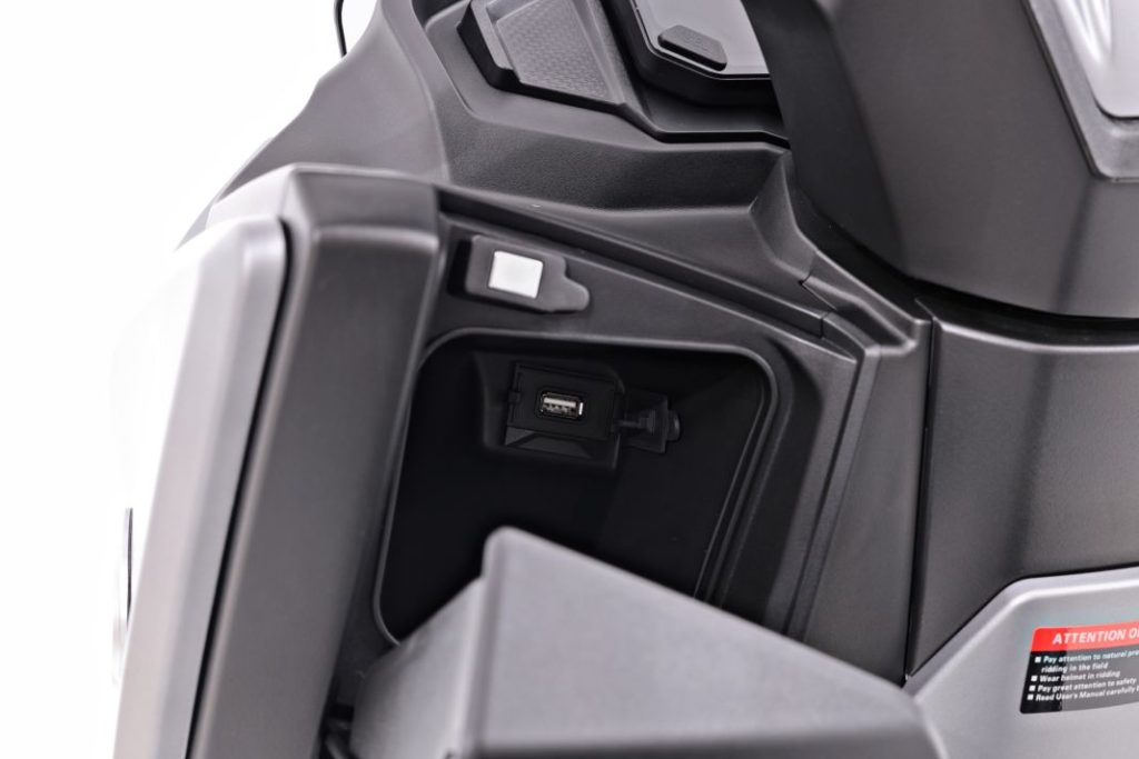 Nuevo Voge SR1 125: un scooter con estética GT para el carnet de coche 27 Motor16 Voge SR1 125 scooter 33 Motor16