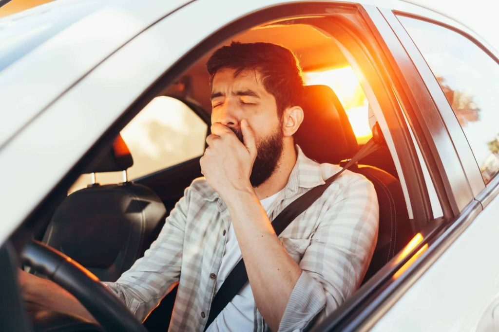 El cambio al horario de invierno y los cuatro efectos negativos que tiene cuando conduces 162 Motor16 fatiga, sueño, cansancio