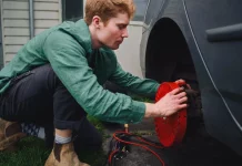 Con este invento cualquier coche de gasolina o diésel podrá recorrer 100 kilómetros sin gastar ni gota