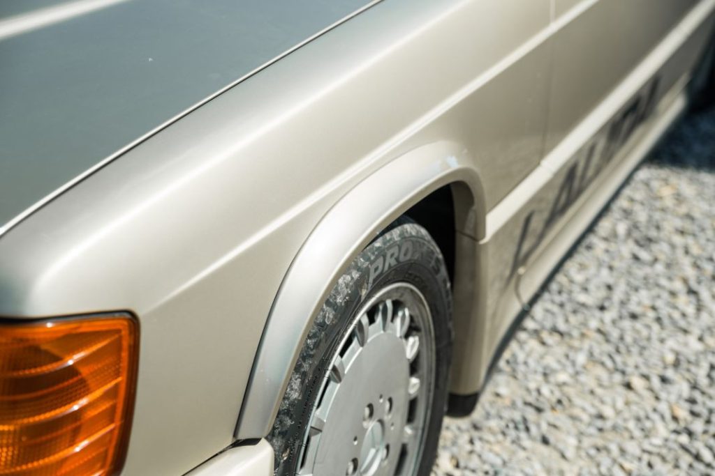 A subasta el Mercedes de Niki Lauda en la mítica Copa de Campeones de 1984 29 Motor16 mercedes 190 e 23 16 nikki lauda 26 Motor16