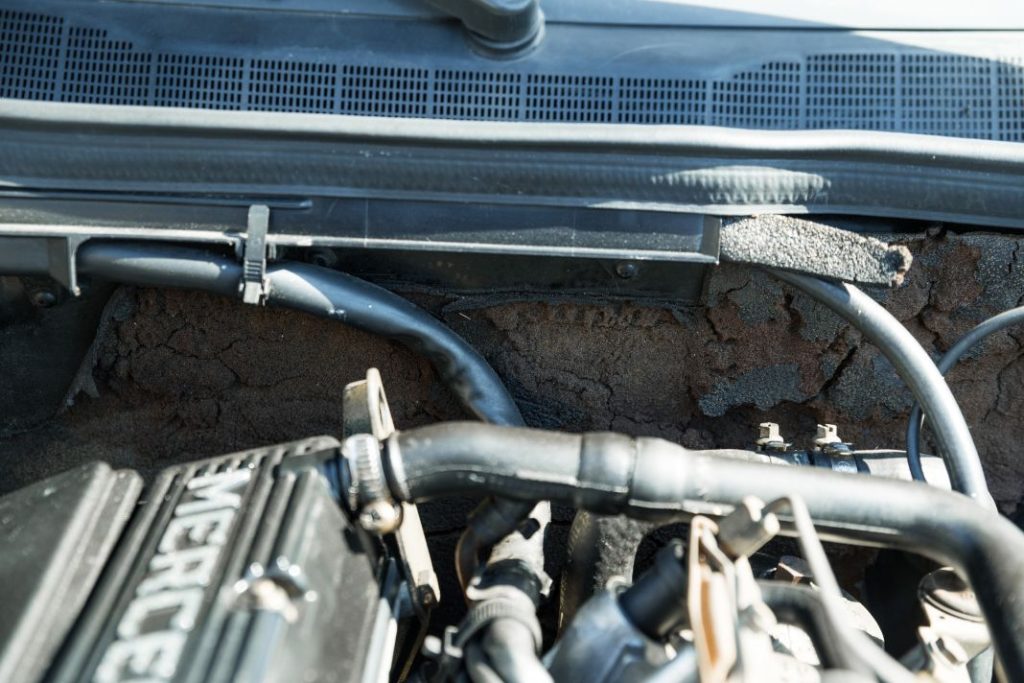 A subasta el Mercedes de Niki Lauda en la mítica Copa de Campeones de 1984 55 Motor16 mercedes 190 e 23 16 nikki lauda 51 Motor16