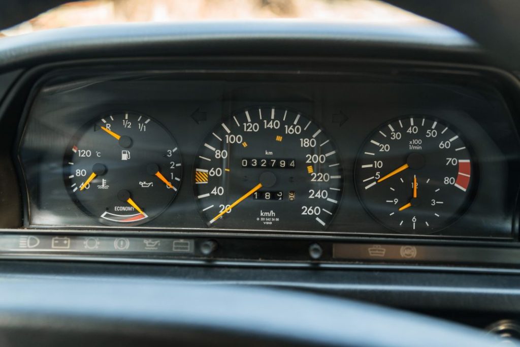 A subasta el Mercedes de Niki Lauda en la mítica Copa de Campeones de 1984 13 Motor16 mercedes 190 e 23 16 nikki lauda 9 Motor16