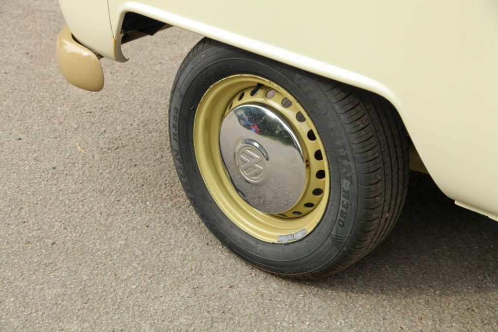 Este Volkswagen Transporter articulado y camperizado de 1963 esconde una poderosa sorpresa 84 Motor16 volkswagen transporter t1 type2 articulada camper 4 Motor16