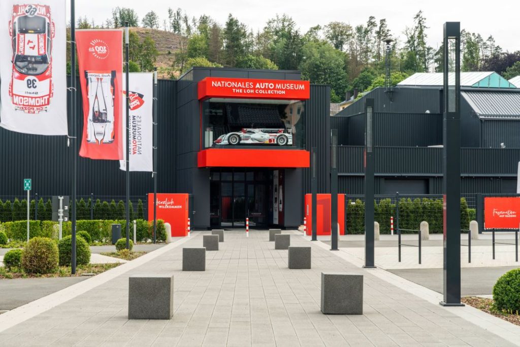 13BUGATTIMuseums TheLohCollection Motor16