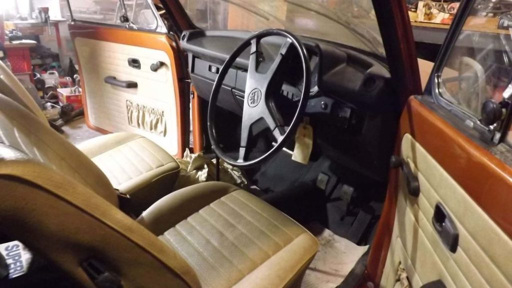 1979 volkswagen beetle cabriolet dos millas 10 Motor16
