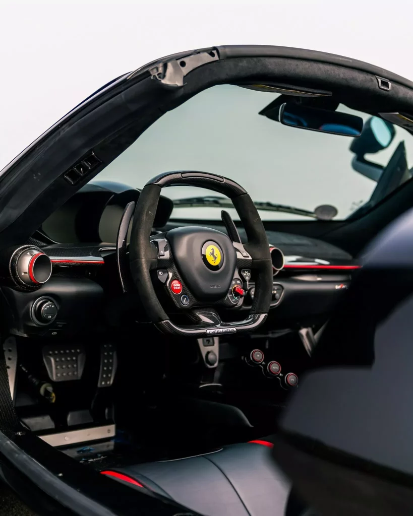 2017 Ferrari LaFerrari Aperta rm sothebys 4 Motor16