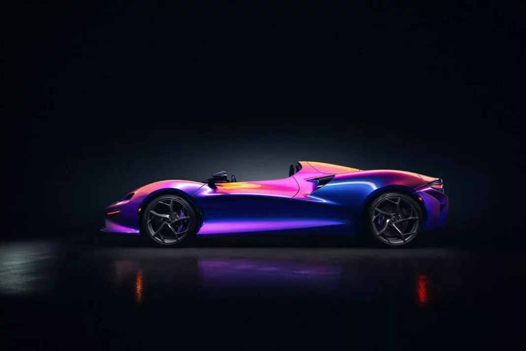 202 McLaren Elva Sothebys. Imagen portada.