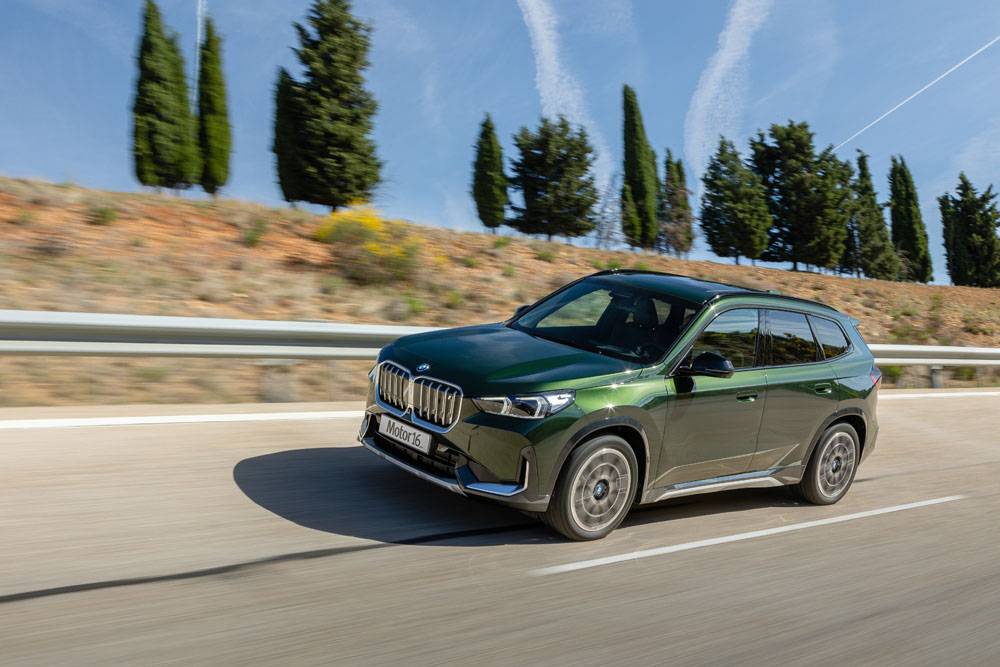 BMW iX1 xDrive30: Probamos un SUV tan rápido como eficiente 7 Motor16 2023 BMW iX3 Prueba 10 Motor16